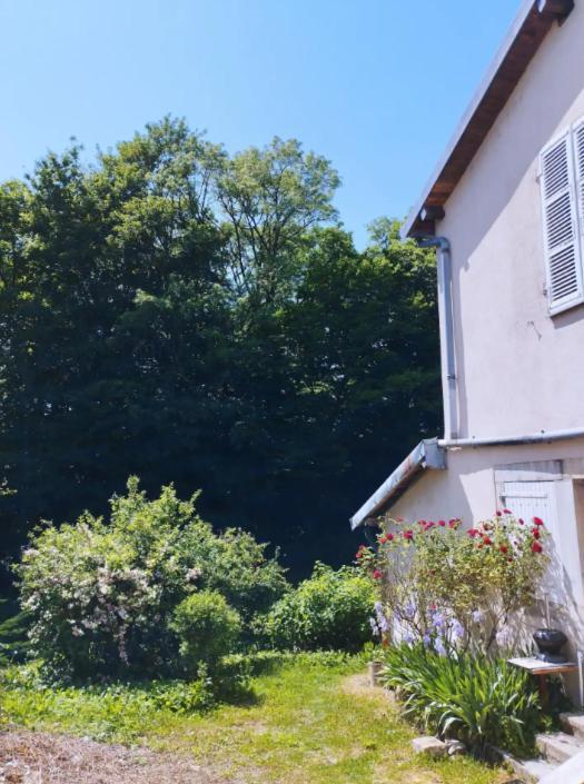 Les Glycines, Un Air De Campagne A La Ville Besancon Luaran gambar